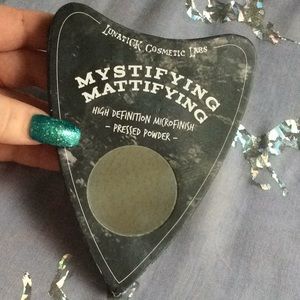 LunatiCK cosmetic lab hi def pressed powder